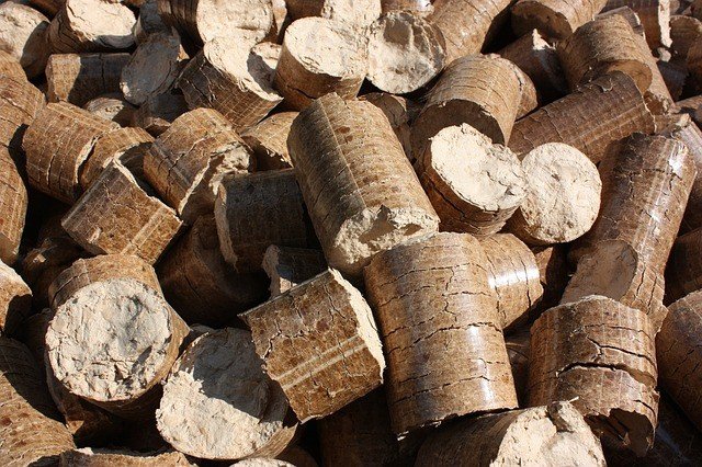 Stufe a pellet, come risparmiare sulle spese di riscaldamento