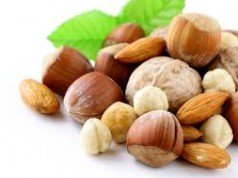 Vuoi dimagrire? Fai il pieno di frutta secca!