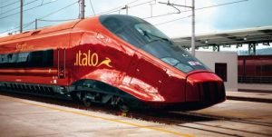 Italo treno cerca 160 tra Hostess e Steward