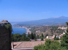 Ponte 25 Aprile: vacanza a Taormina